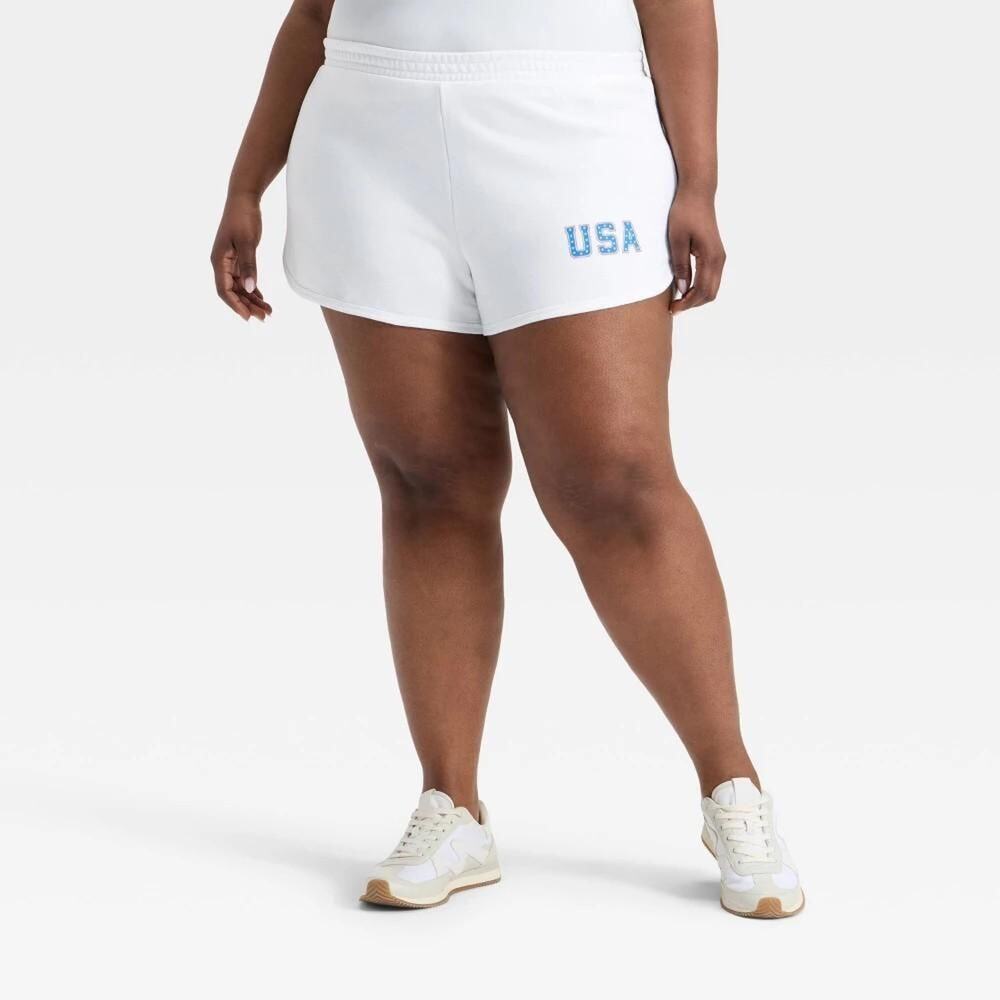 Women's Mid-Rise Graphic Fleece Shorts - Universal Thread™ White XXL NWT